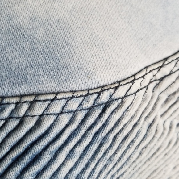 Really comfortable Denim jeans - Picture 3 of 6